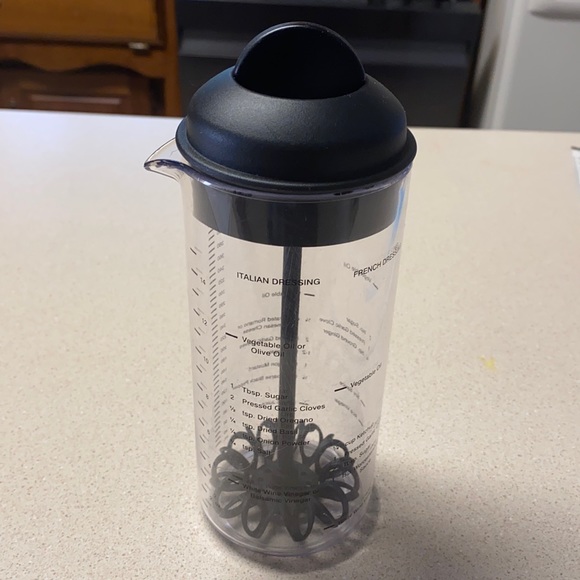 Pampered Chef Kitchen Pampered Chef Measure Mix And Pour Poshmark